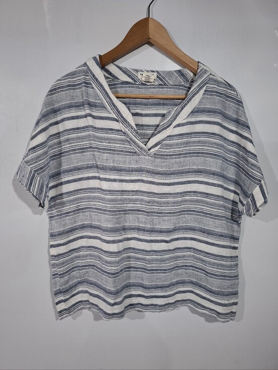 Artisan Ny Tops - Artisan Ny Striped V-Neck Box Top in Blue and White 100% Linen Sz M Nautical